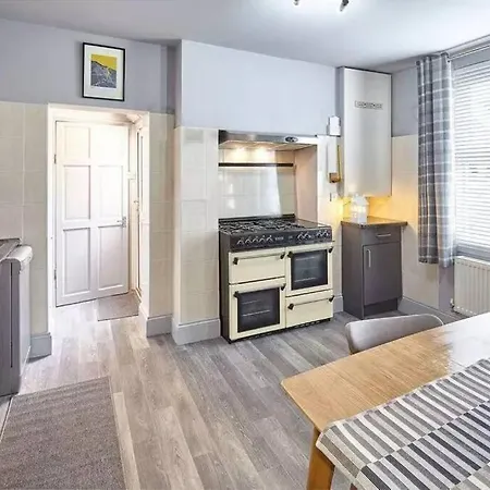 Lägenhet House 3 Bedroomed House Whitby