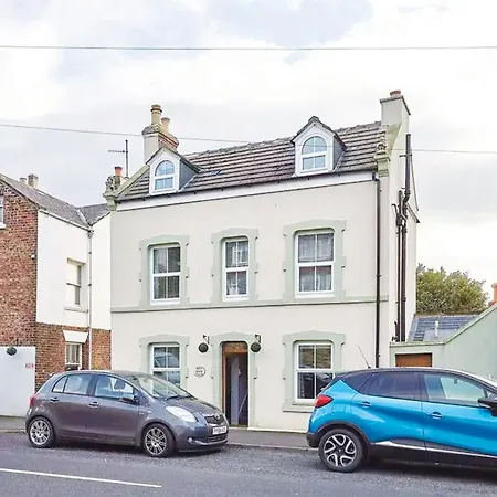 House 3 Bedroomed House *